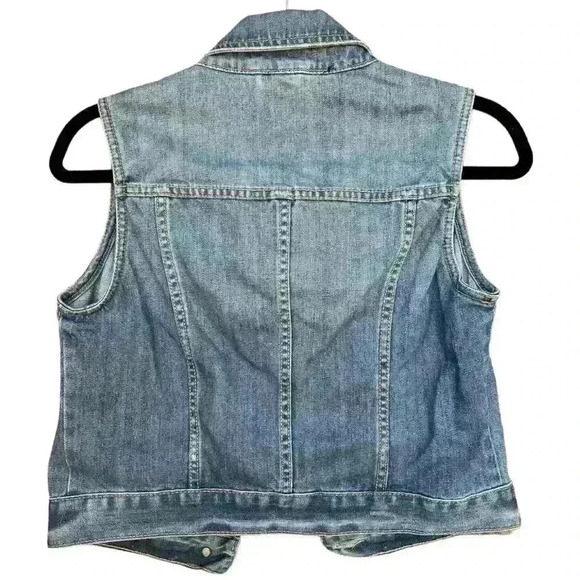 Distressed denim cropped jean vest junior’s size M - Picture 6 of 6